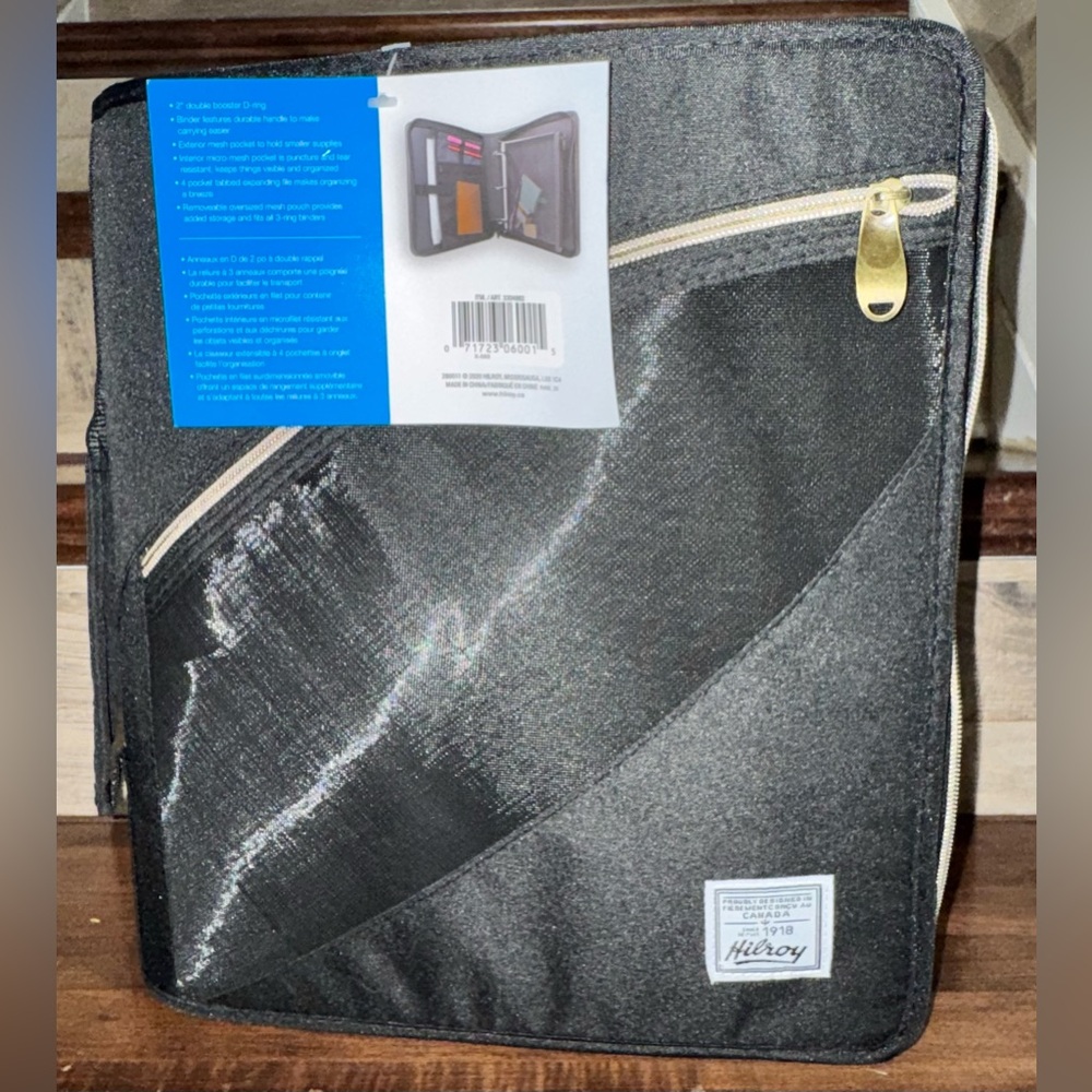 Cute 🥰 Hilroy 2" D-Ring Zipper Binder is designed for efficient organization